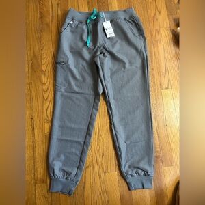 Figs Gray Women's Zamora scrub pants